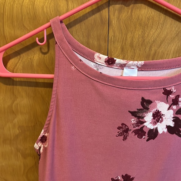 Soft pink tank, size small - Picture 2 of 3